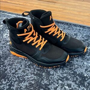 Men’s APL techloom defenders